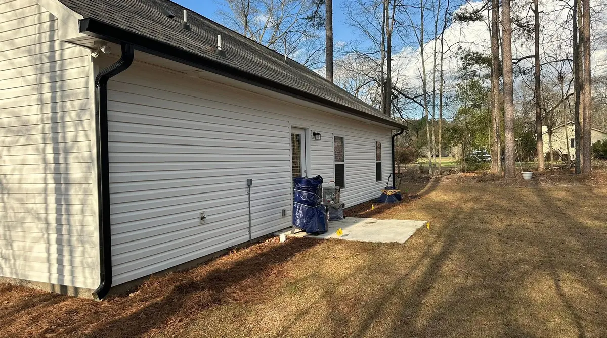 Residential seamless gutter installation in South Carolina